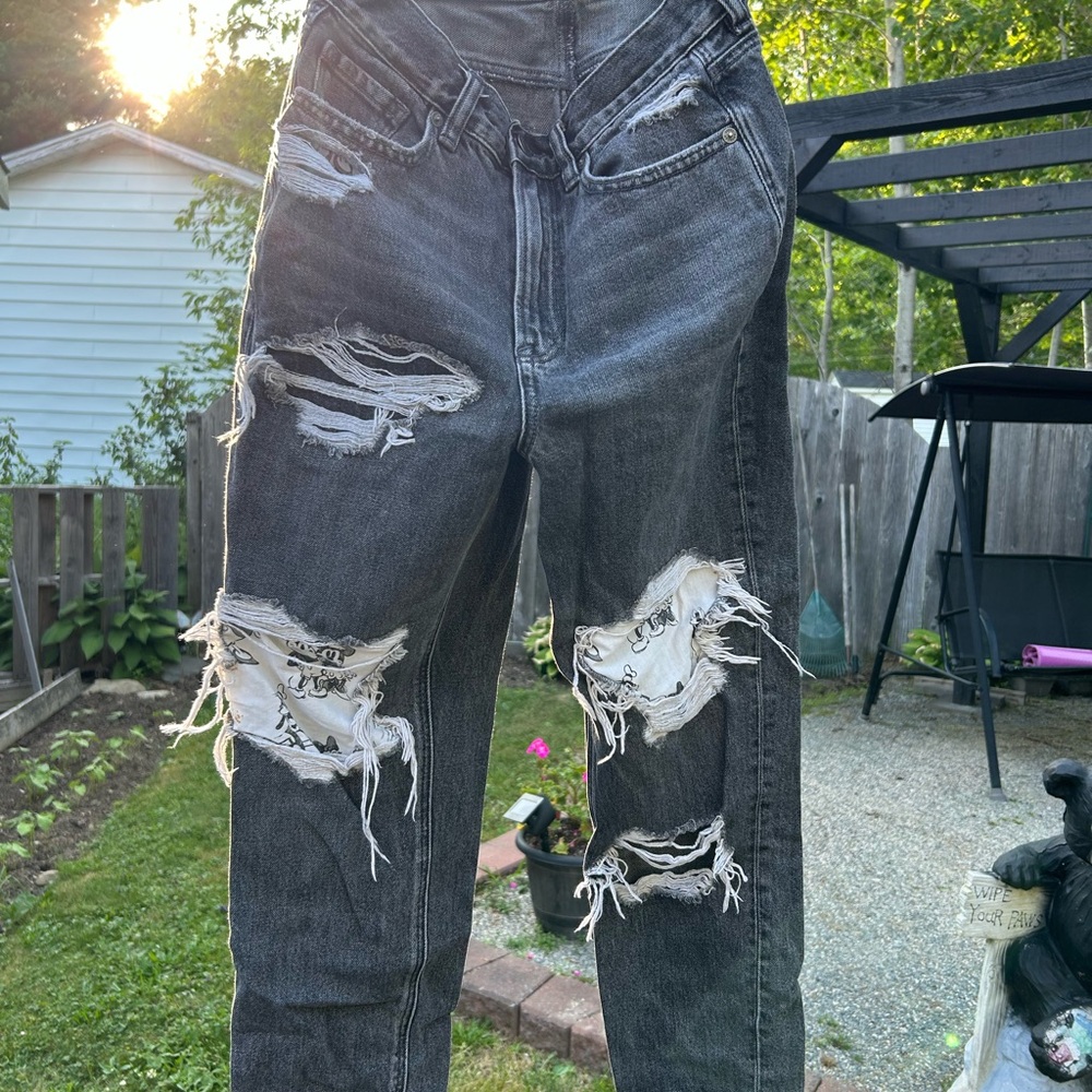 American Eagle Outfitters x Mickey Mouse Black Boyfriend Jeans Distressed